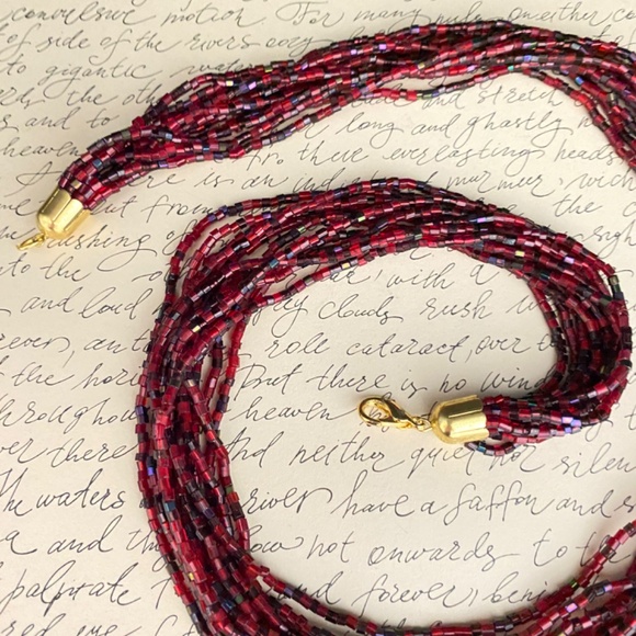 Glass Beads Necklace Red Burgundy Multi-Strand With Gold Tone Clasp - Picture 4 of 4